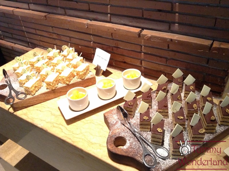 cafe1228_newworld (6) (800x598)