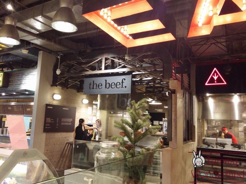 hole-in-the-wall_the-beef